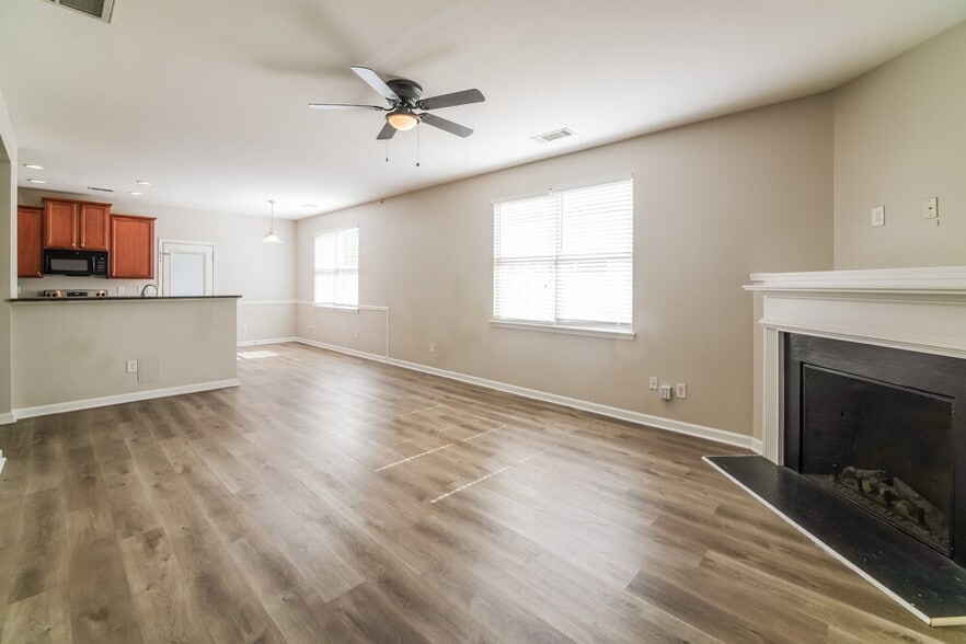 Building Photo - 3732 Humber Ct