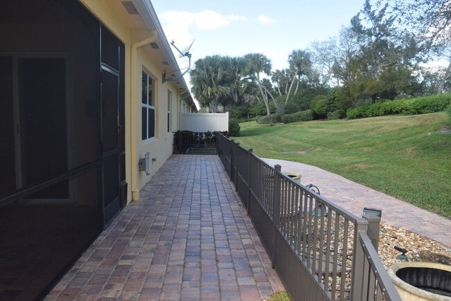 Building Photo - PGA Verano