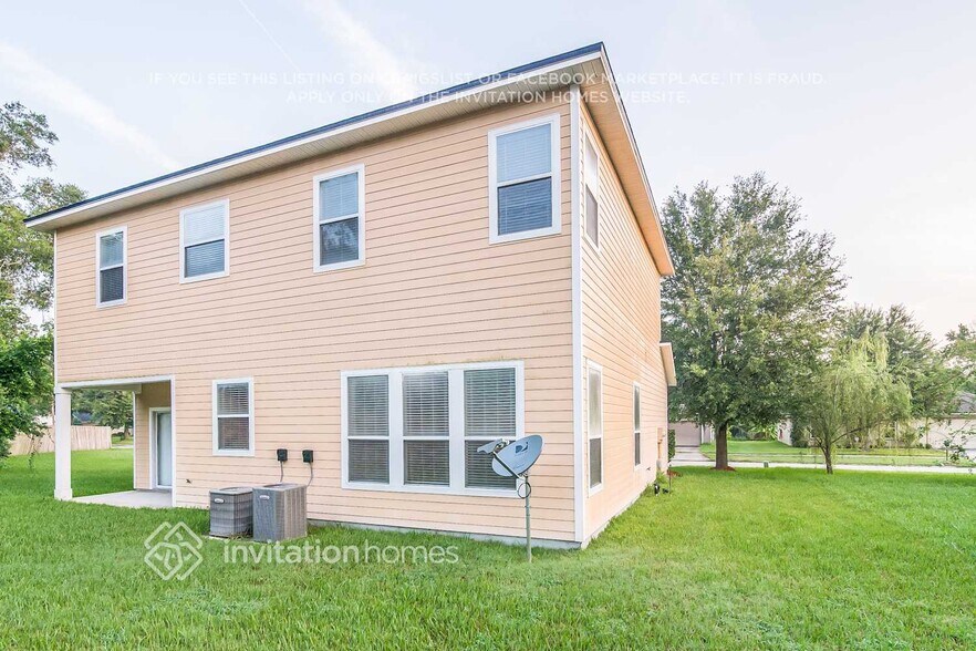 Building Photo - 2144 Geneve St
