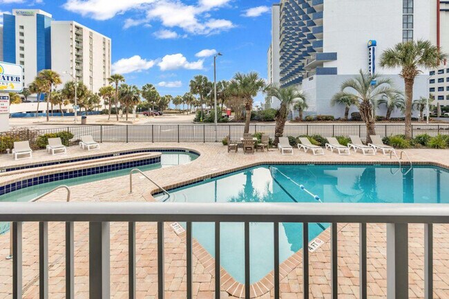 Building Photo - 2000 S Ocean Blvd