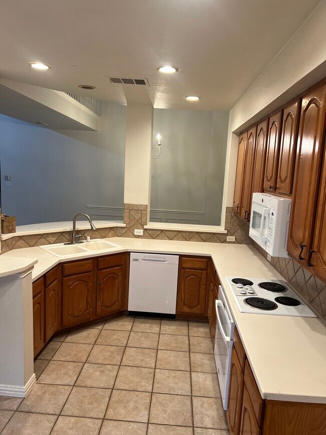 Building Photo - Rare Opportunity- 3-Bedroom Home in Gated ...