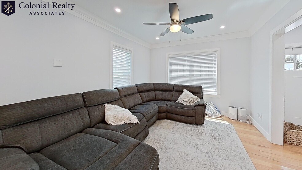 Building Photo - 32 Woodrow Ave