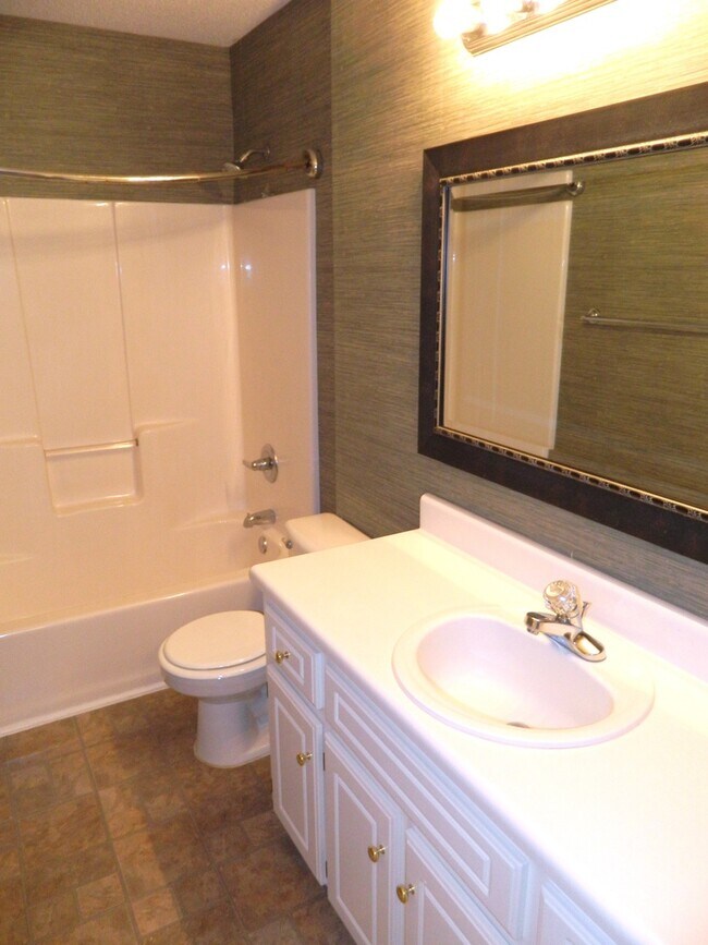 Building Photo - 789 Osprey Ln