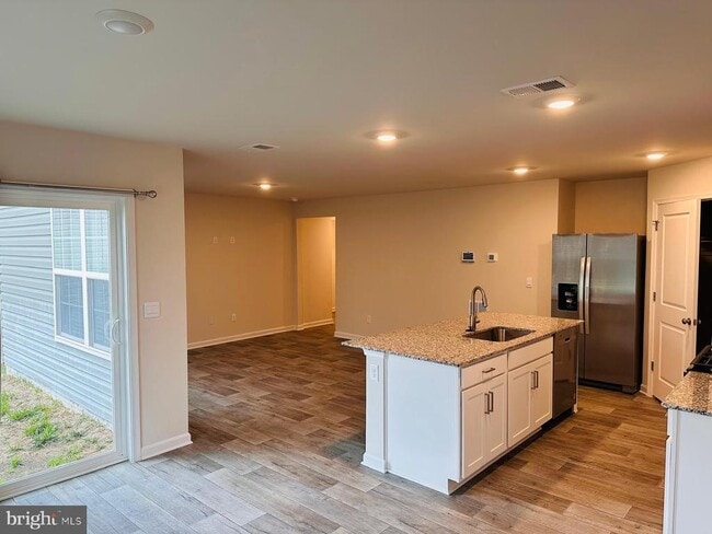 Building Photo - 106 Gossard Wy