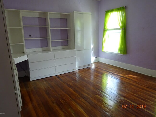 Building Photo - 112 Fox Pl