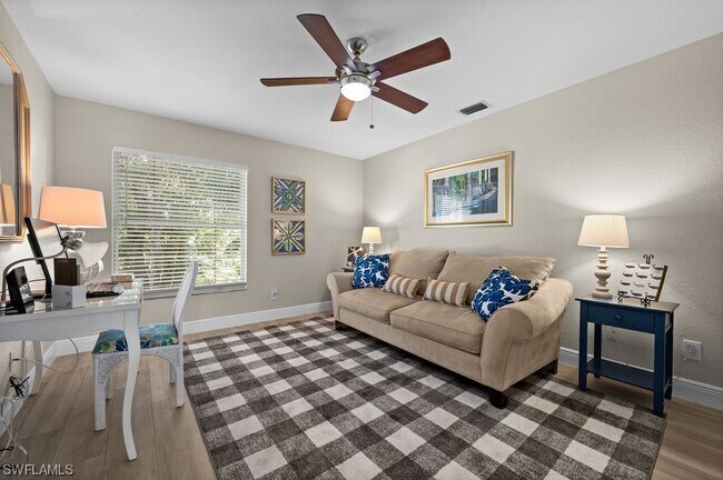 Building Photo - 9570 Crescent Garden Dr