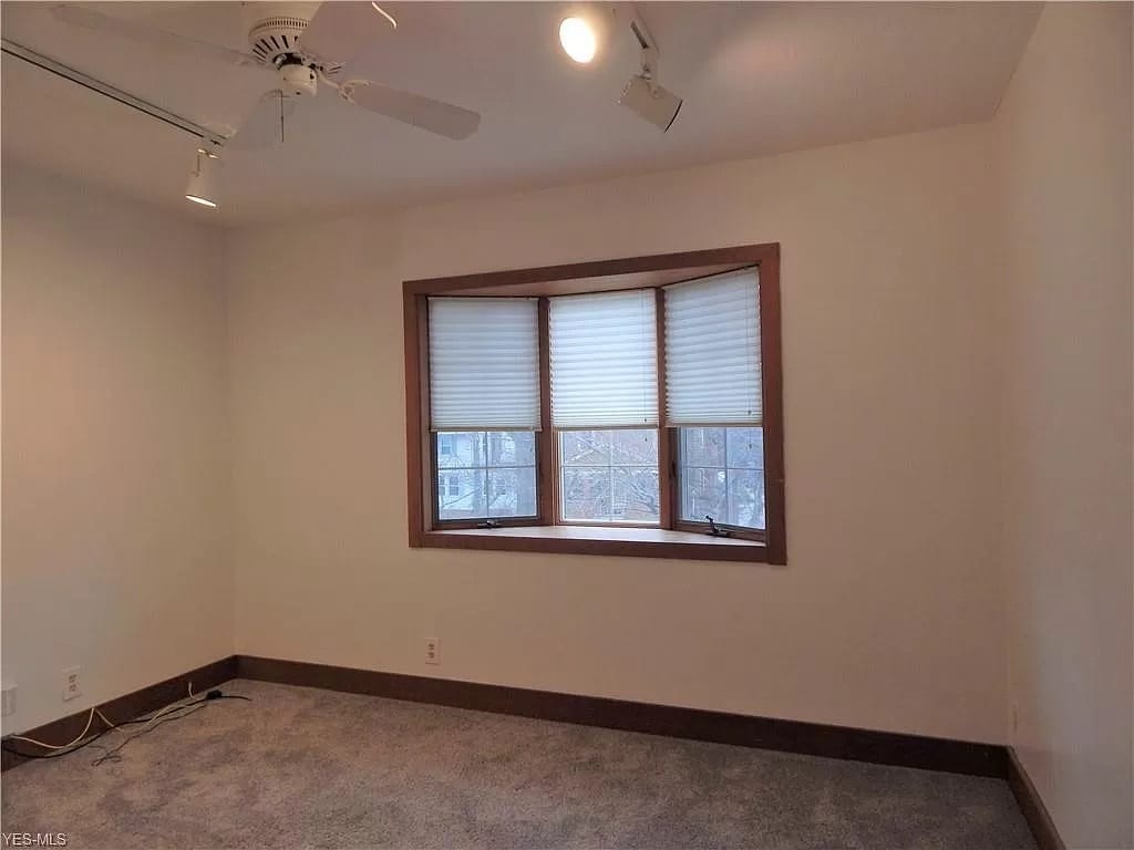 Building Photo - 3140 Corydon Rd