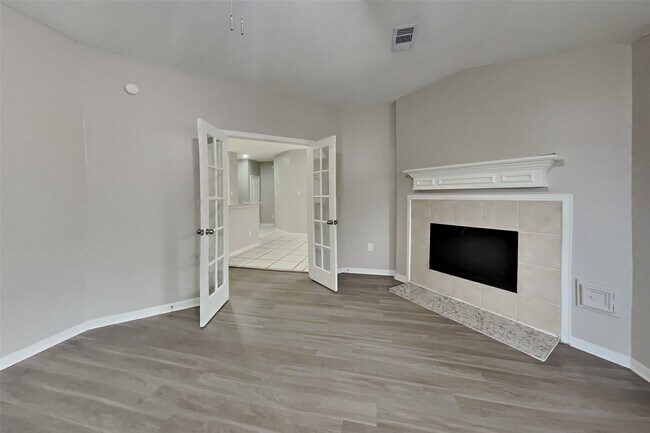 Building Photo - 14515 Enola Dr