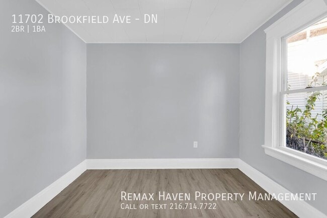 Building Photo - 11702 Brookfield Ave