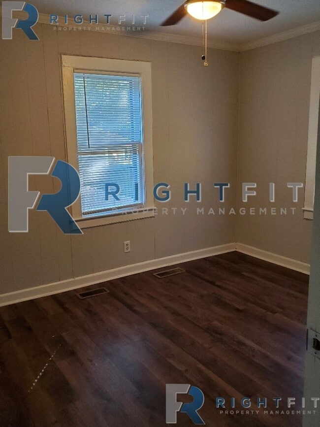 Building Photo - Welcome Home!