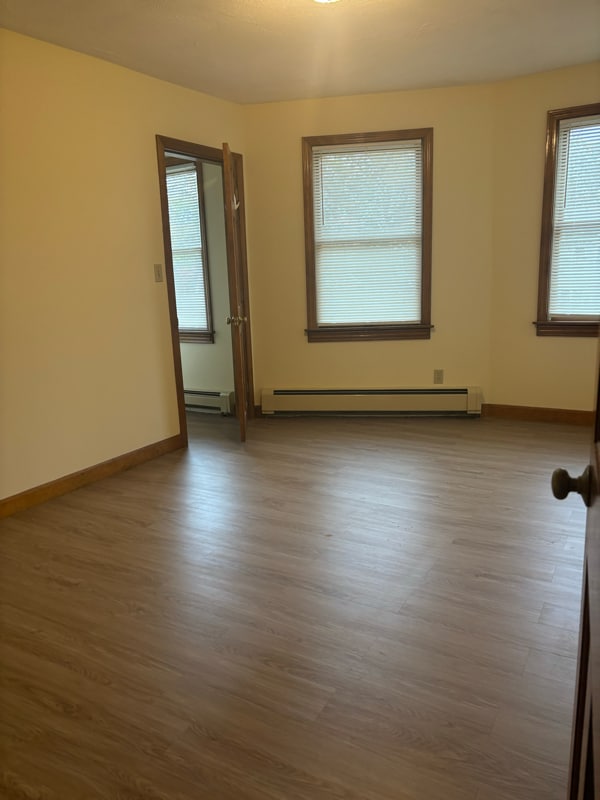 Building Photo - 26 Reed Hill Rd