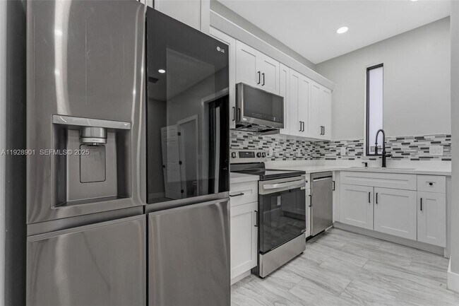 Building Photo - 1962 NW 107th St