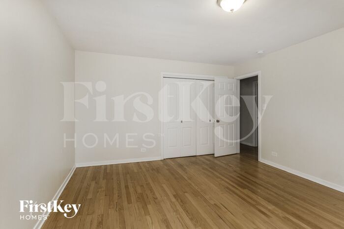Building Photo - 848 Braemar Rd