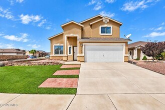 Building Photo - 12121 Zavi Ln