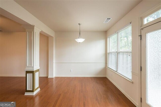 Building Photo - 1555 Creek Bend Ln NW