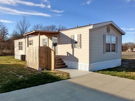 Building Photo - 124 Partridge Ln