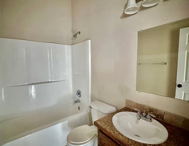 Building Photo - 14119 County Rd 3590