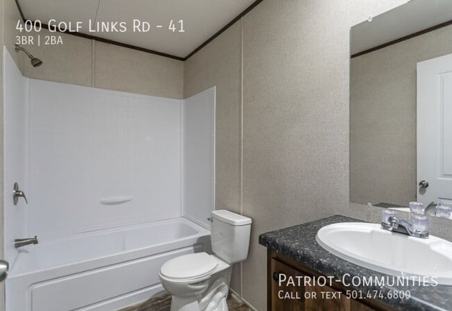 Building Photo - 400 Golf Links Rd