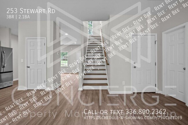 Building Photo - 253 Stewart Rd SE