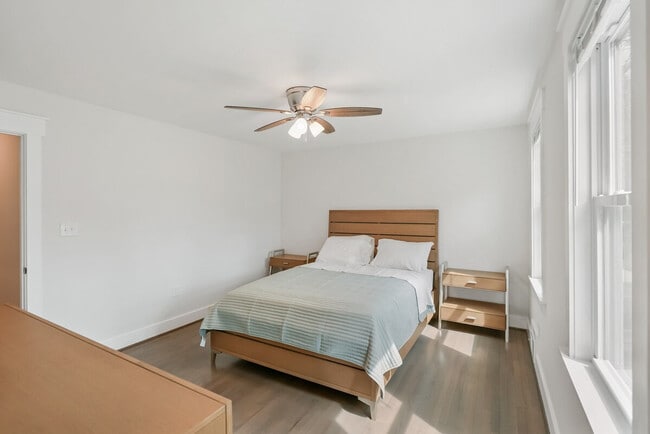 Building Photo - 7900 Heritage Dr