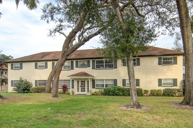 Building Photo - Cozy 3 Bed 2 Bath Condo for Rent in Downto...
