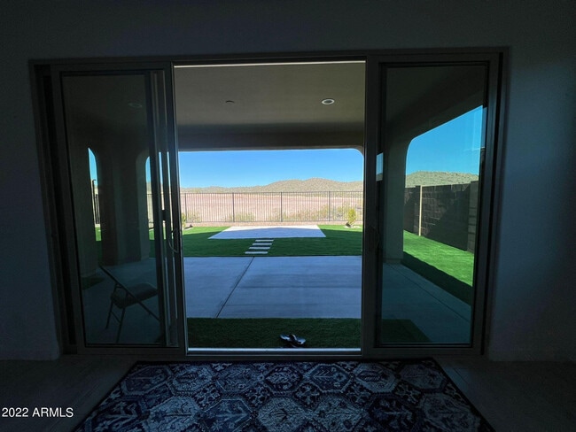 Building Photo - 13316 W Red Range Wy