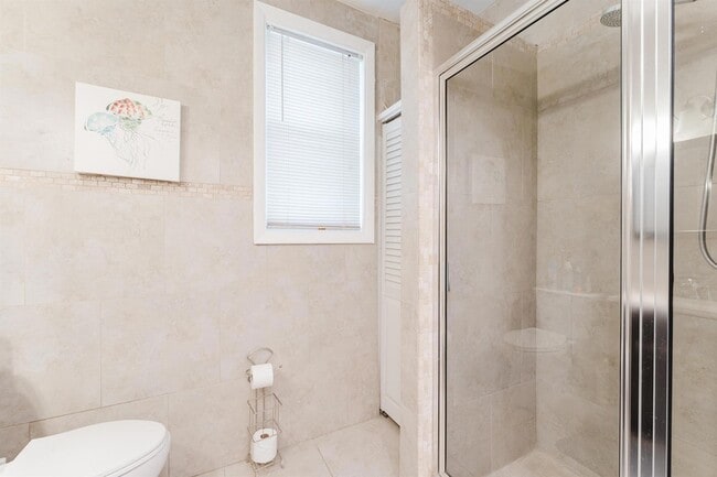 Building Photo - 700 E Palmetto Park Rd