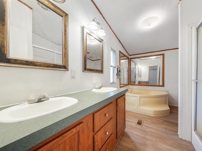 Building Photo - 16548 Desert Star Dr