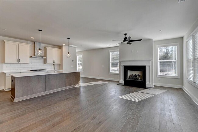 Building Photo - 1241 Waldon Xing