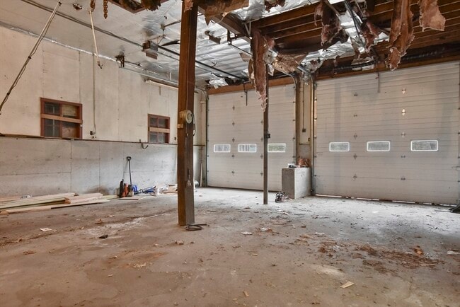 Building Photo - 138 Walker Rd