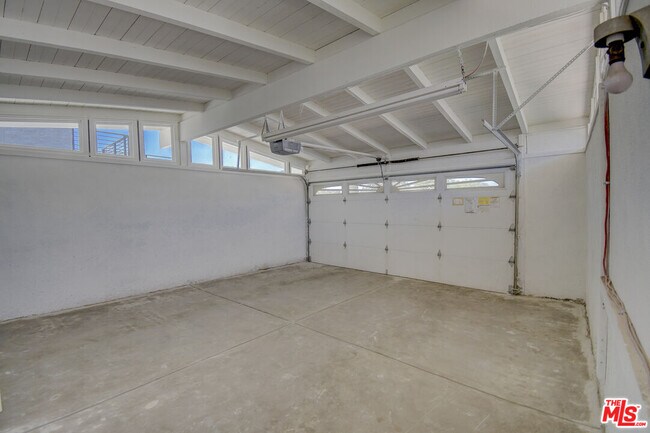 Building Photo - 5452 Rockledge Dr