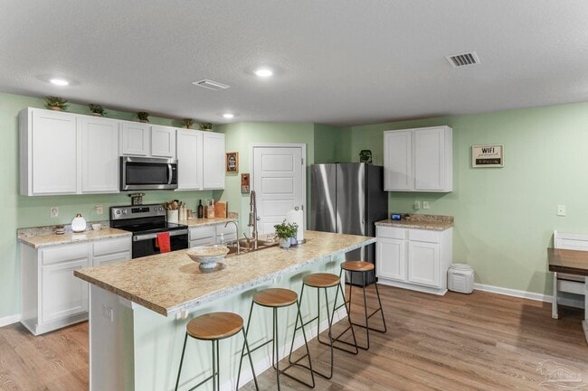 Building Photo - 903 Lovebird Ct