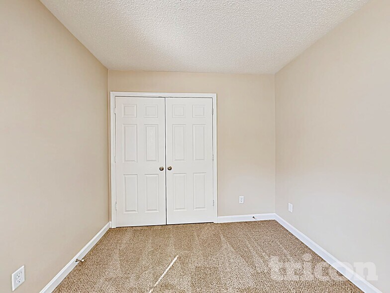 Building Photo - 11110 Nolet Ct