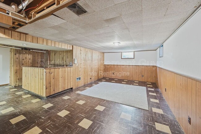Building Photo - 5443 Louisiana Ave N