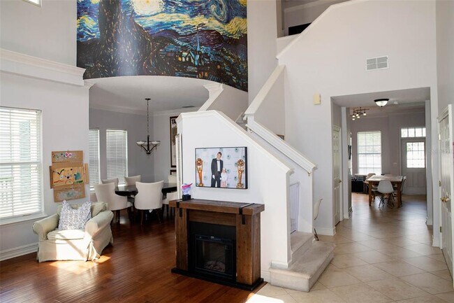 Building Photo - 411 Sycamore St