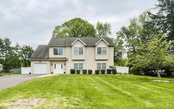 Building Photo - 7 Beryl Ct