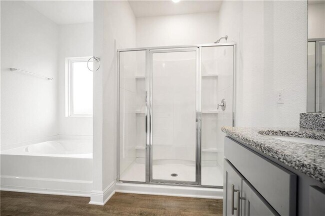 Building Photo - 13137 Cavalier St