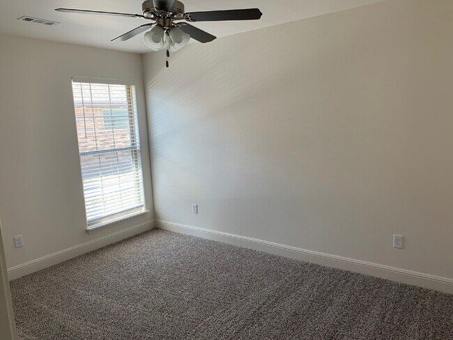 Building Photo - 740 Arkansas Black