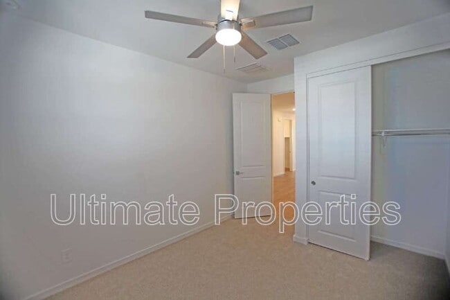 Building Photo - 17655 W Monroe St