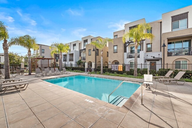 Building Photo - 2325 Verano Wy.