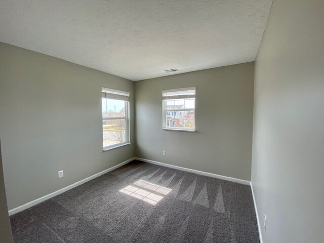 Building Photo - Fantastic 4 Bedroom, 2.5 Bath w/LOFT in Brookfield Place