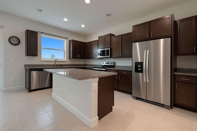 Building Photo - 5703 Lodgepole Ln