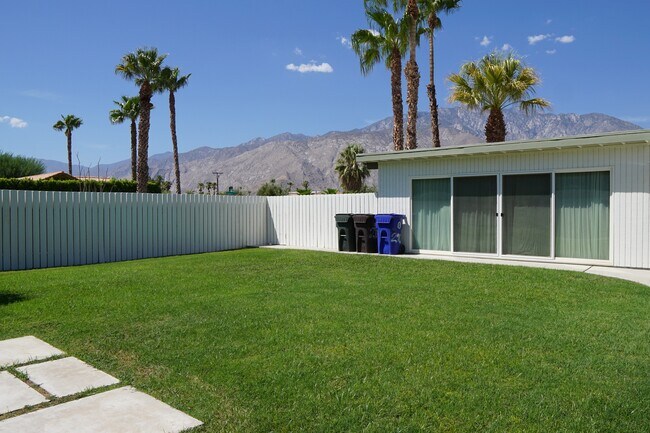 Building Photo - 2900 N Chuperosa Rd
