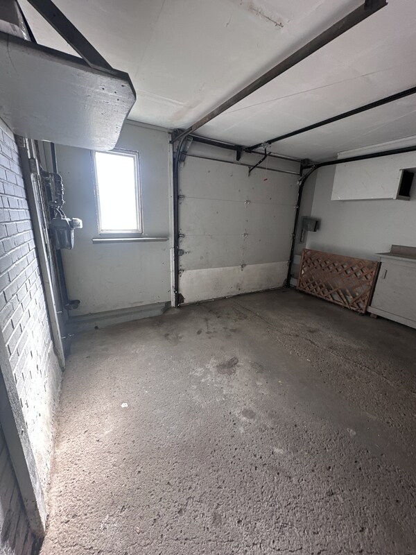 Building Photo - 21271 Priday Ave