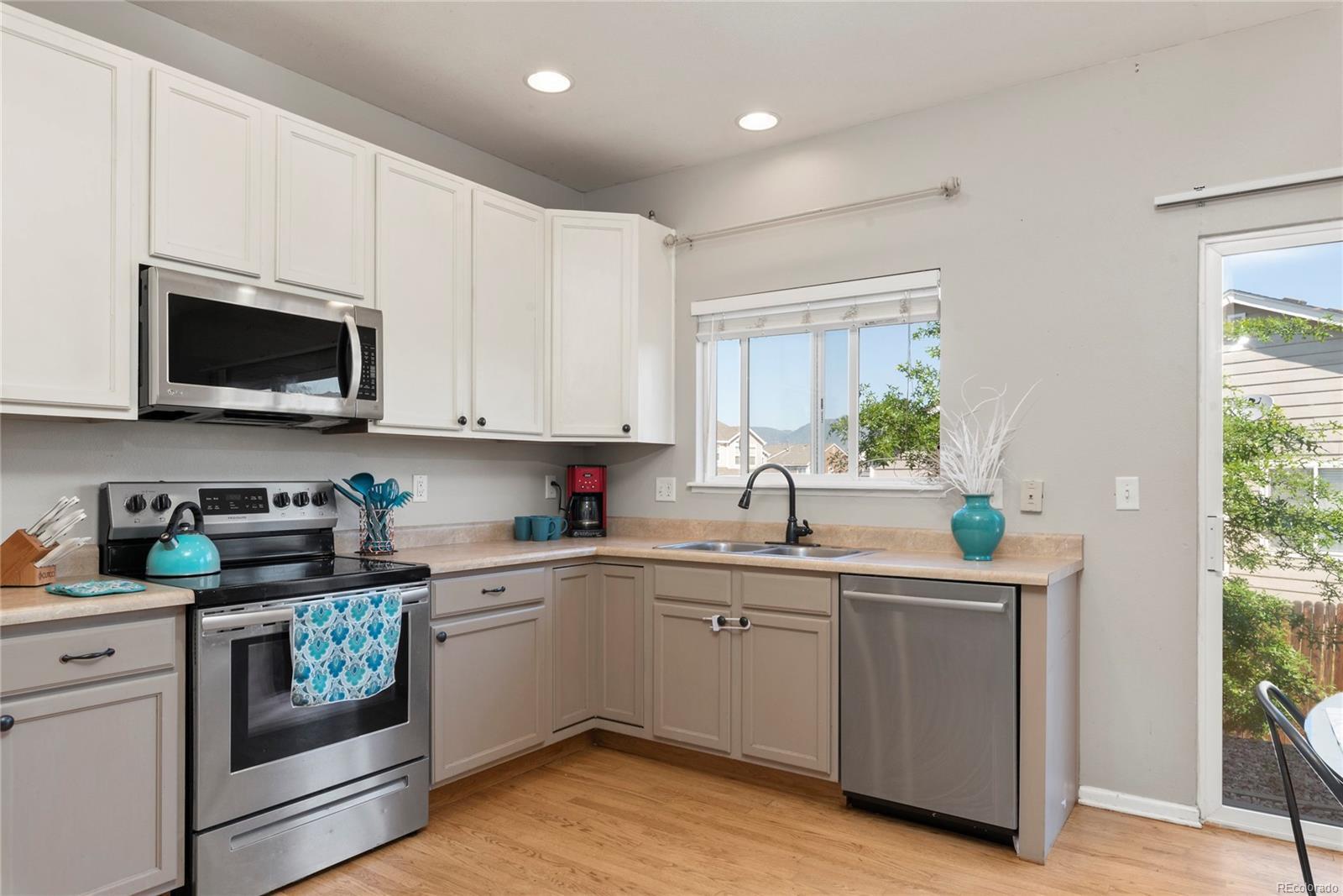 Building Photo - 14126 Petrel Dr