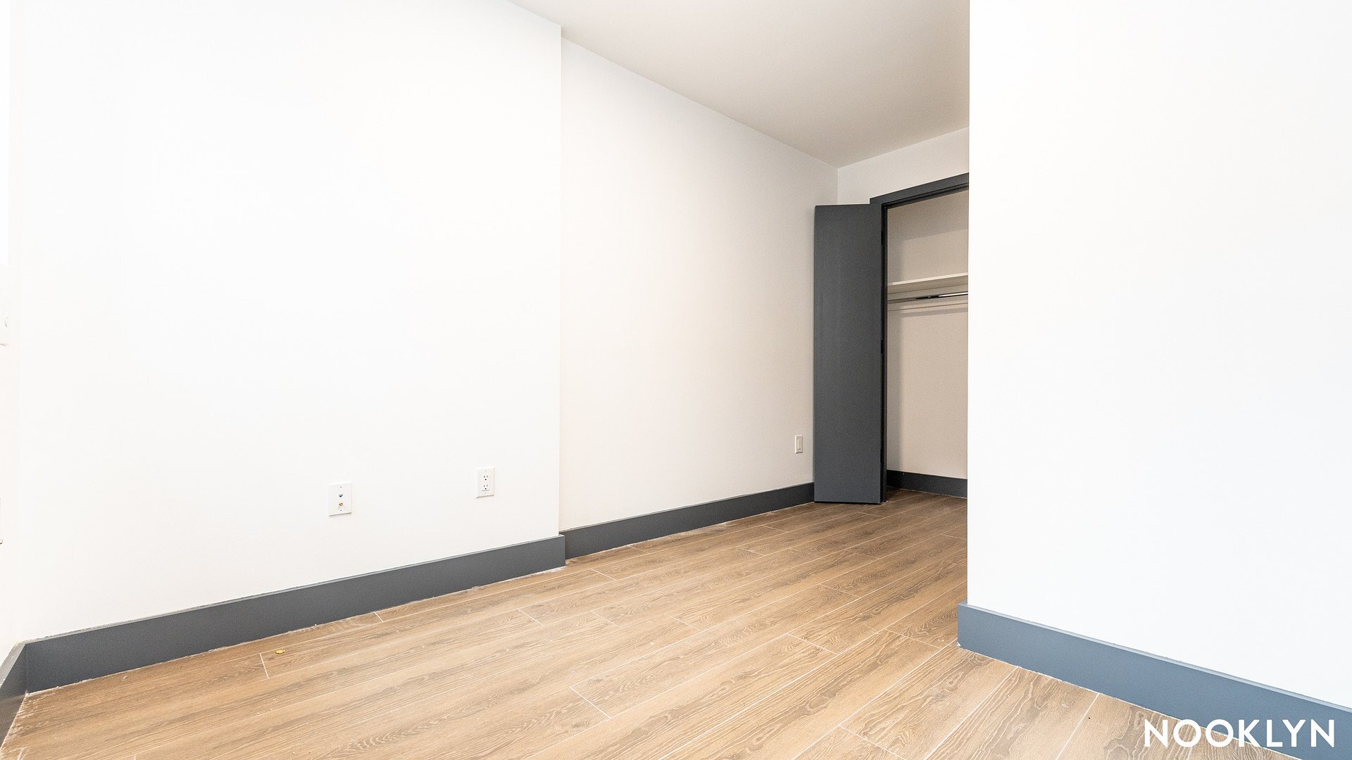 Building Photo - 2008 Fulton St