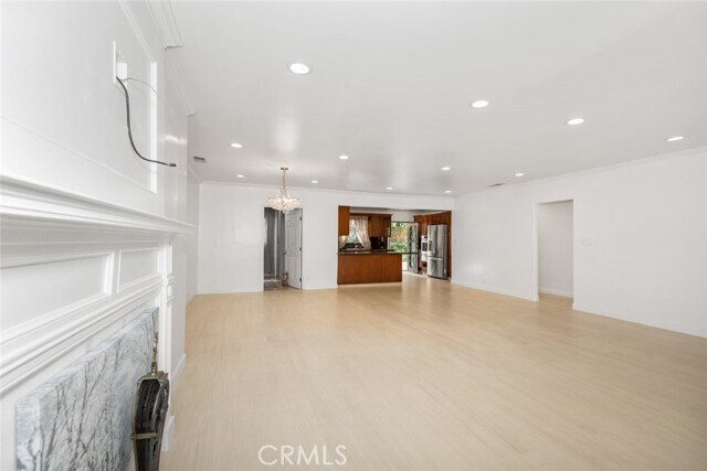 Building Photo - 13936 Magnolia Blvd