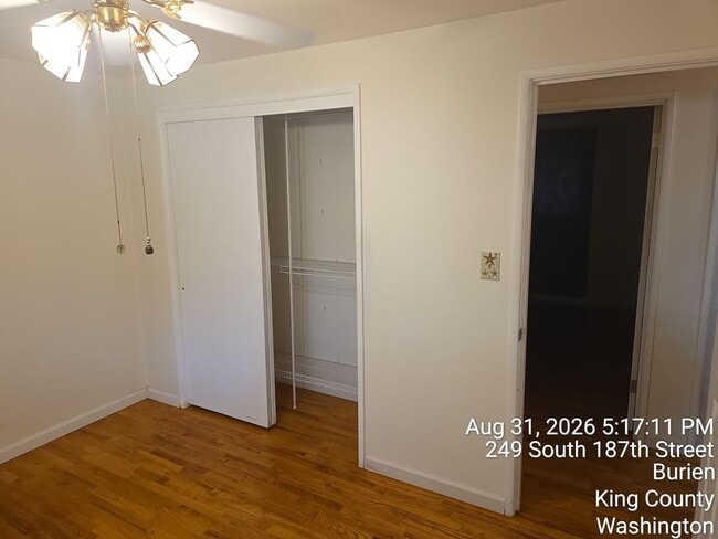 Building Photo - 249 S 187th St