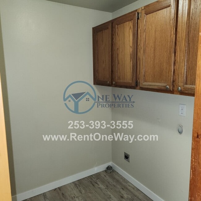 Building Photo - 9824 60th St Ct W