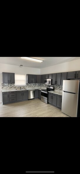Building Photo - 3401 Wyndham Way
